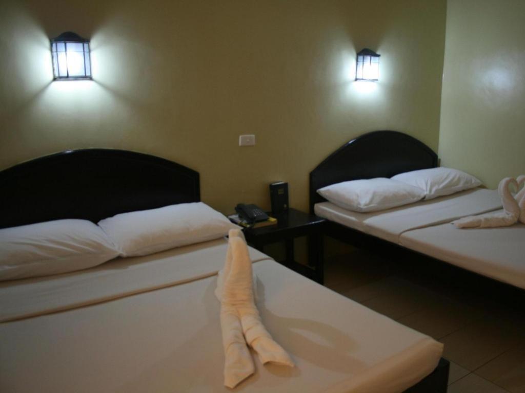 แซมปากิตา สวีท พลาซา การ์เซีย Hotel Cebu ภายนอก รูปภาพ