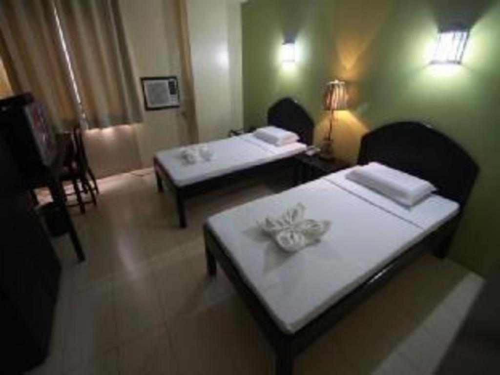 แซมปากิตา สวีท พลาซา การ์เซีย Hotel Cebu ภายนอก รูปภาพ