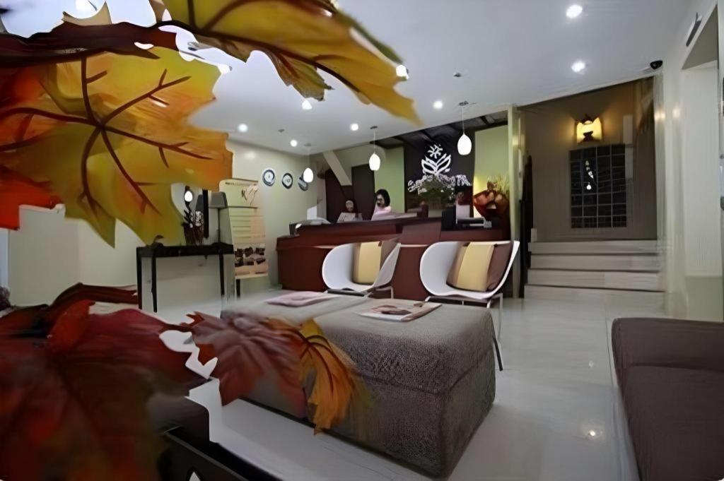แซมปากิตา สวีท พลาซา การ์เซีย Hotel Cebu ภายนอก รูปภาพ